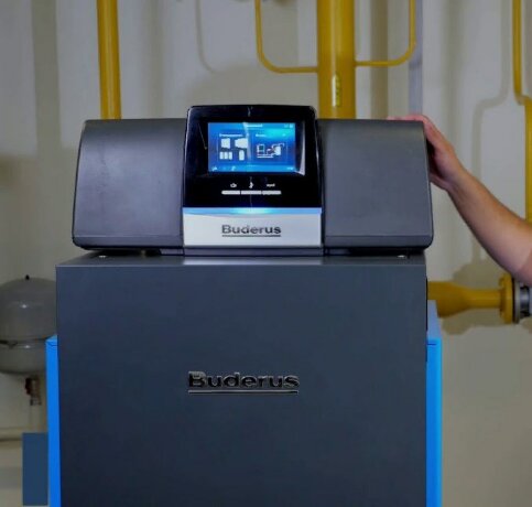 Buderus Logano Plus KB372-100 - котел газовый одноконтурный