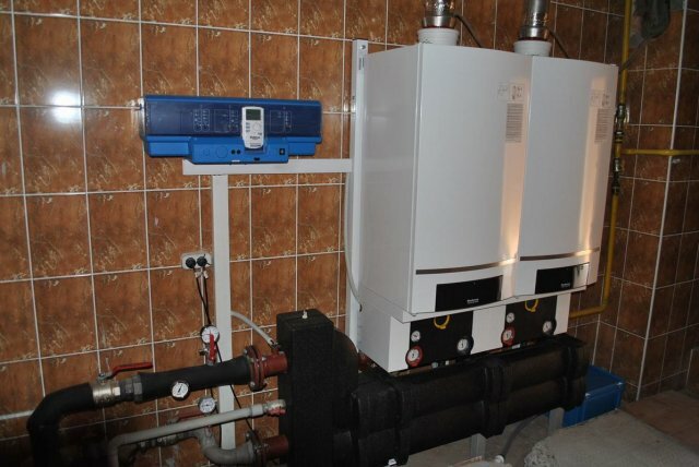 Buderus Logamax Plus GB162-100 V2 - котел газовый одноконтурный