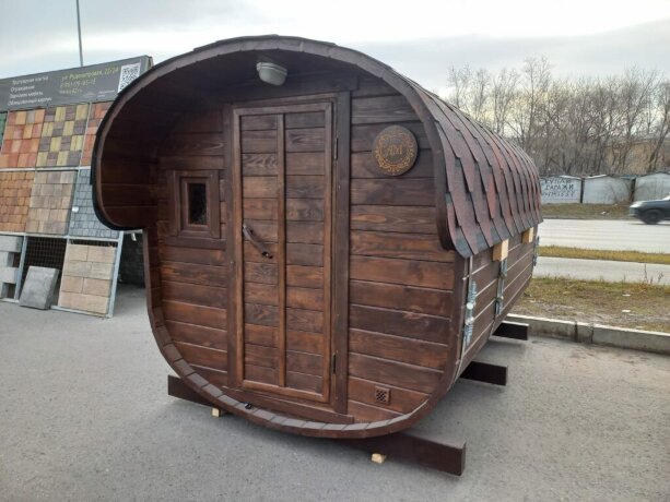 Алтайские мастера - баня-бочка длиной 3 метра и диаметром 2 метра
