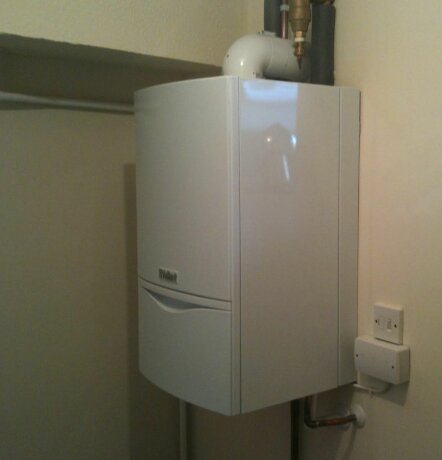 Vaillant EcoTEC Plus VU INT IV 306/5-5 H (30 кВт) - котел газовый одноконтурный