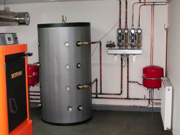 Hajdu AQ PT 6 1500 - теплоаккумулятор напольный без изоляции