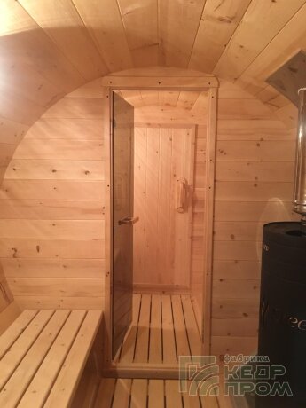 КедрПром - баня-бочка из кедра длиной 3,5 метра с крыльцом