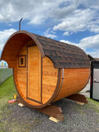 КедрПром - баня-бочка из кедра длиной 2,5 метра с козырьком