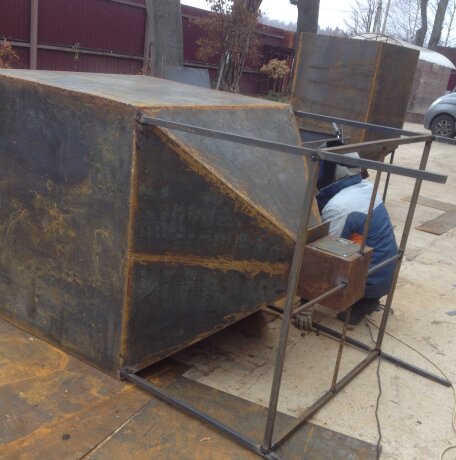 ИП Жданов - пеллетный бункер 1700 литров с крышкой