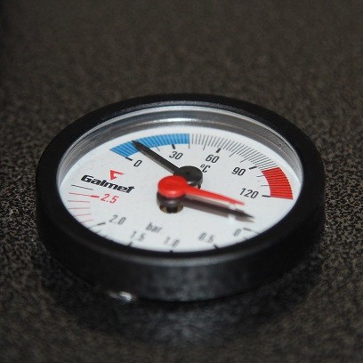 GALMET TOP 100 - полуавтоматический твердотопливный котел