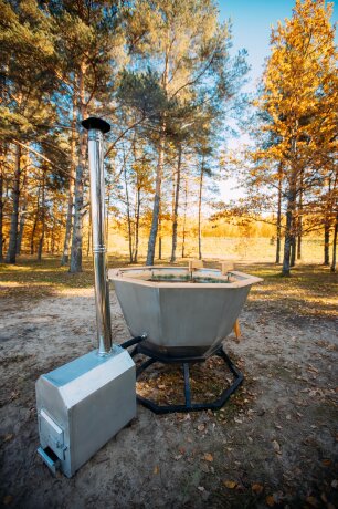 МАТЕА (4-6 персон) - банный чан с внешней печью из сосны